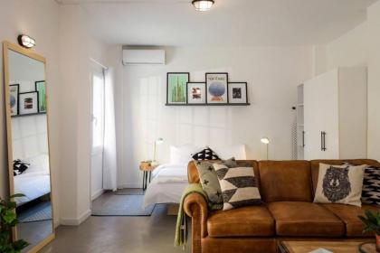 Design Studio in Mar Mkhayel - image 2