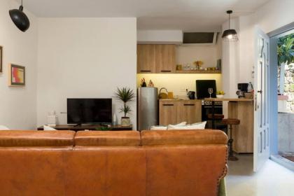 Design Studio in Mar Mkhayel - image 7