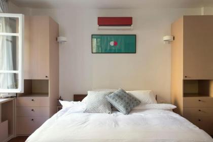 Homey Perfectly Located Studio - image 2