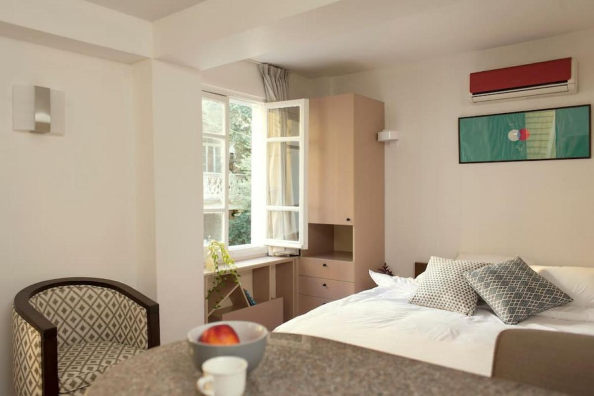 Homey Perfectly Located Studio - image 3