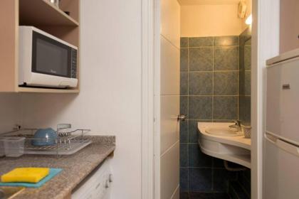 Homey Perfectly Located Studio - image 9