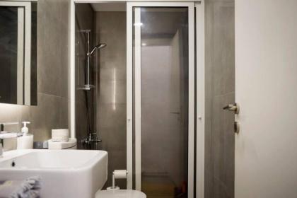 Little Urban Palace 4BR Beirut - image 15