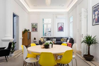 Little Urban Palace 4BR Beirut - image 2