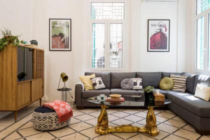 Little Urban Palace 4BR Beirut - image 4
