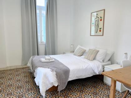 Nicely Tiled Apt Beirut 4BR - image 12
