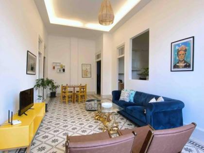 Nicely Tiled Apt Beirut 4BR - image 4