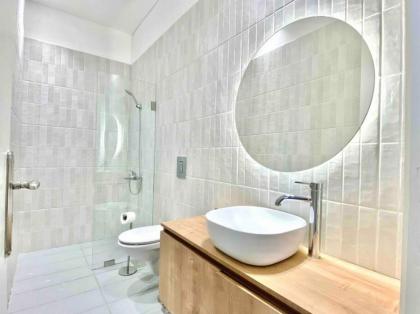 Nicely Tiled Apt Beirut 4BR - image 5