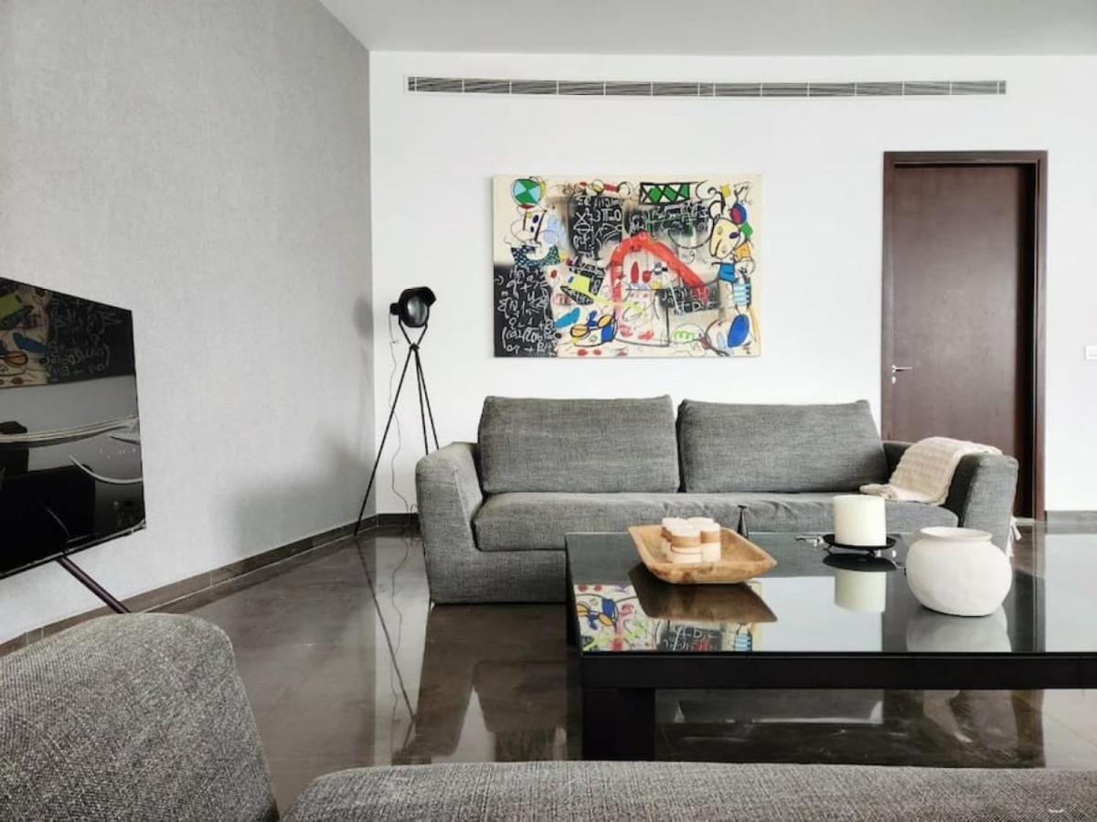 Chic Contemporary 3BR in Mar Mikhael - image 4