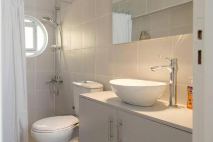 Spacious 2 Bedroom Apt In Mar Mikhael - image 25