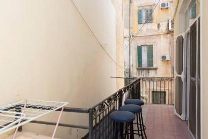 Spacious 2 Bedroom Apt In Mar Mikhael - image 27