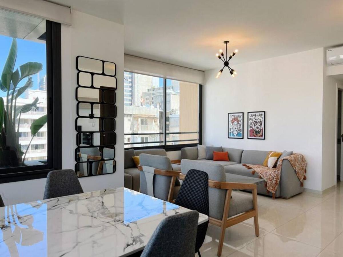Elevated 2BR living in Hamra - main image