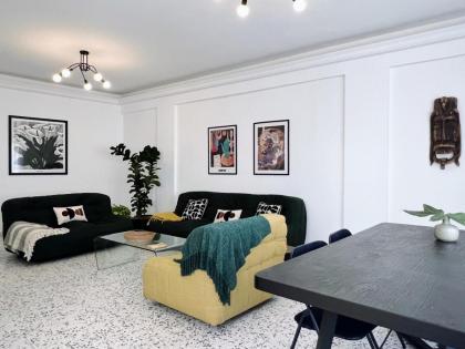Chill 2Br haven Gemmayze - image 10