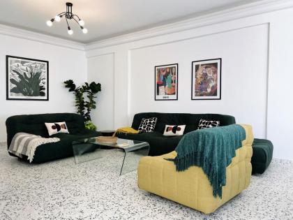 Chill 2Br haven Gemmayze - image 13