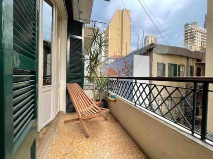 Designer 1BR apt in Gemmayze - image 11