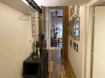 Designer 1BR apt in Gemmayze - image 14