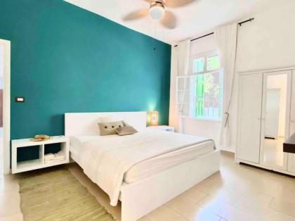 3BR on MM stairs with a quiet terrace - image 7