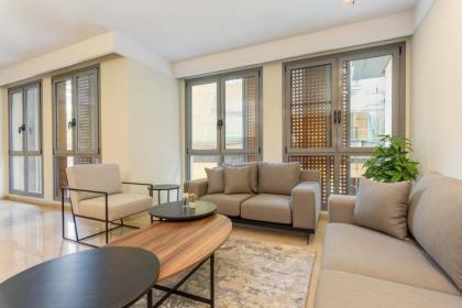 Solidere Tune 1Bedroom Apartment At Kantari Beirut - image 15