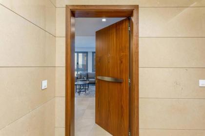 Solidere Tune 1Bedroom Apartment At Kantari Beirut - image 22