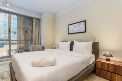 Solidere Tune 1Bedroom Apartment At Kantari Beirut - image 3