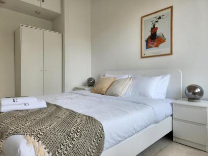 Sunny Eclectic 3BR house in Gemmayze - image 15