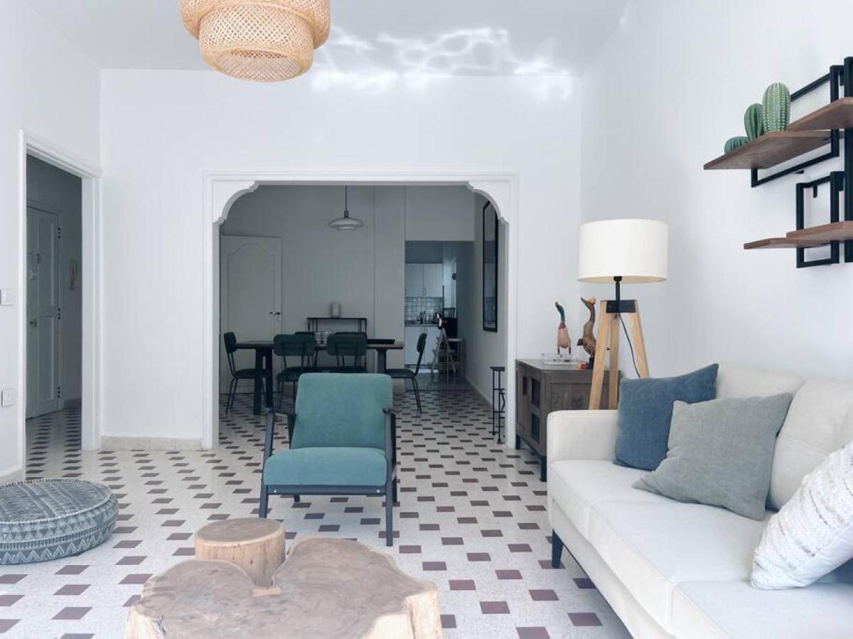 Sunny Eclectic 3BR house in Gemmayze - image 5
