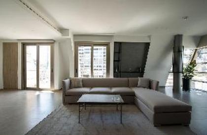 ZUR Studios & Suites - image 6