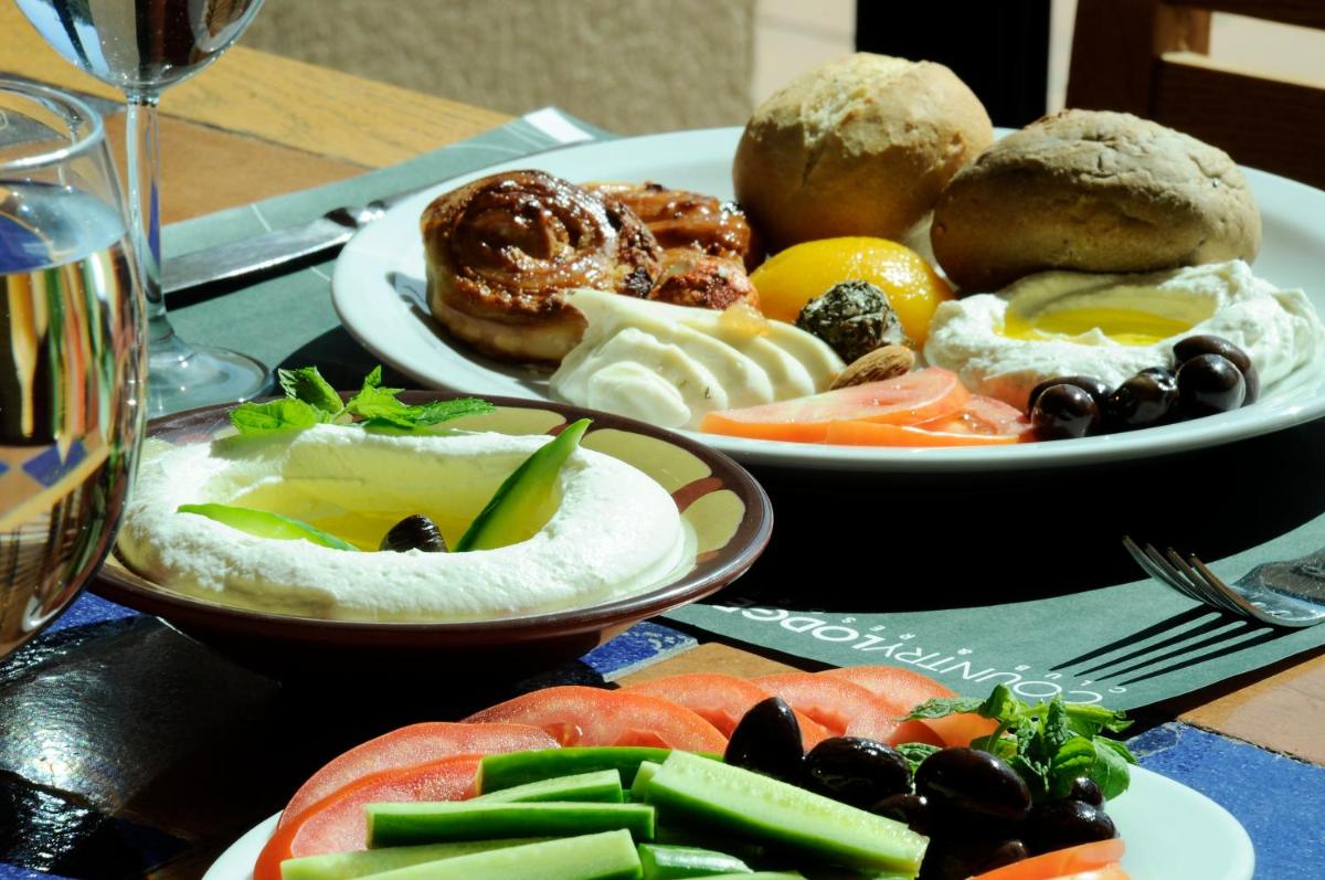 Country Lodge Hotel & Resort Beirut - image 4